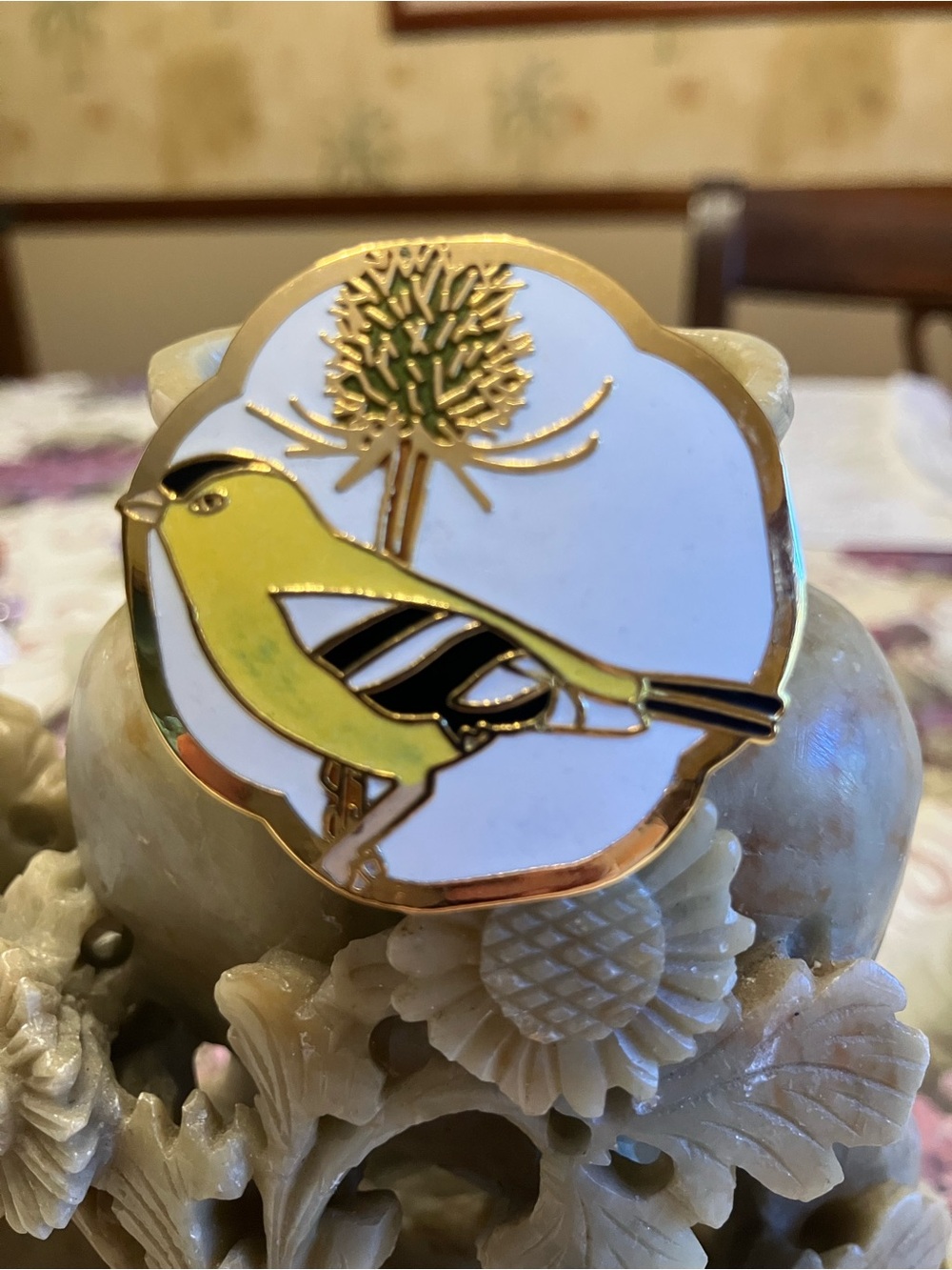 NWT OLD STOCK CLOISSONE BROOCH GOLDFINCH - Picture 5 of 5